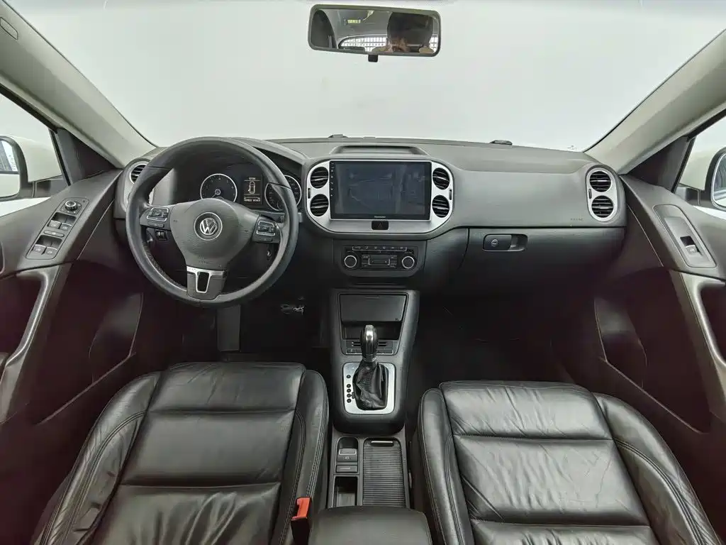Volkswagen Tiguan 2012 1.8TSI AT