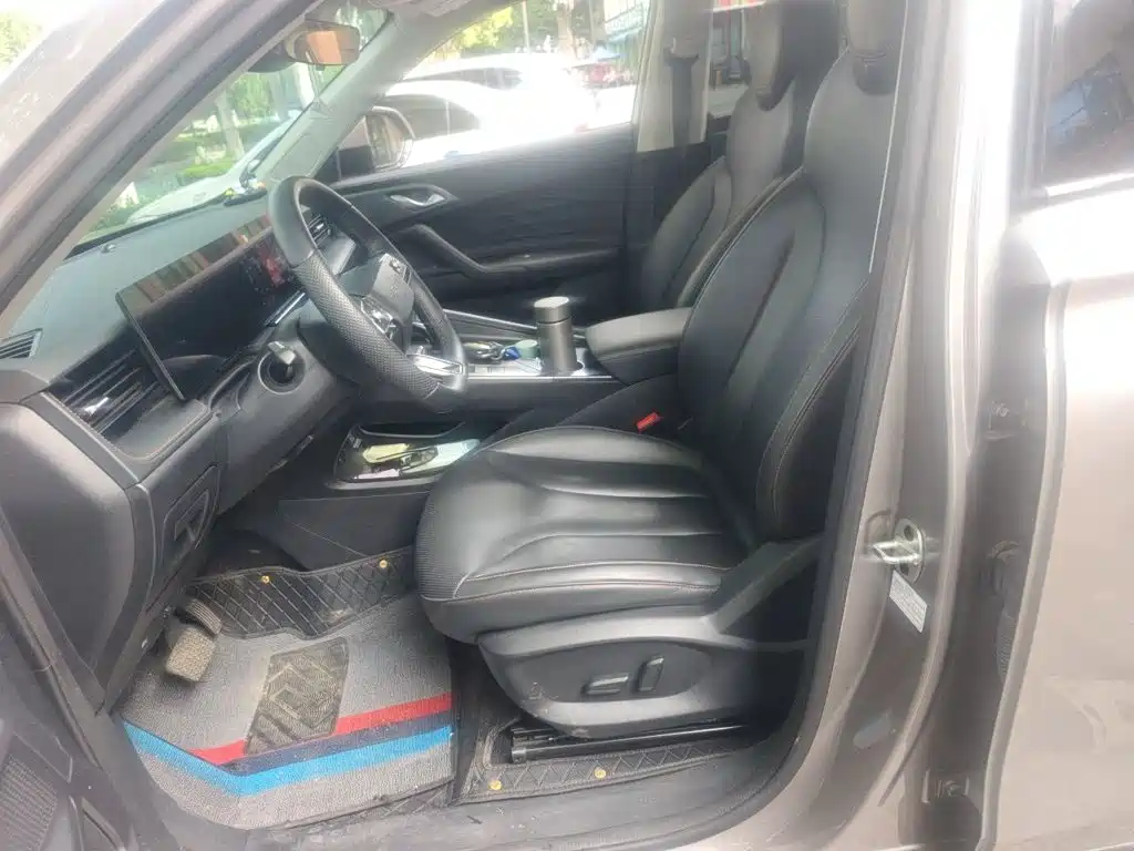 Roewe RX5 New Energy — миниатюра 16