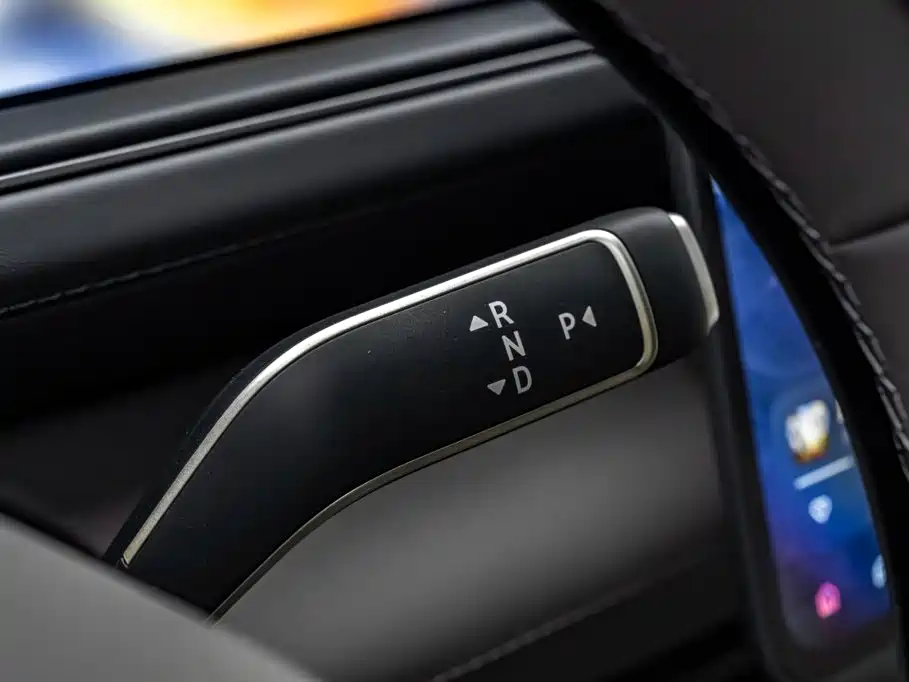 NIO ES8 — миниатюра 13