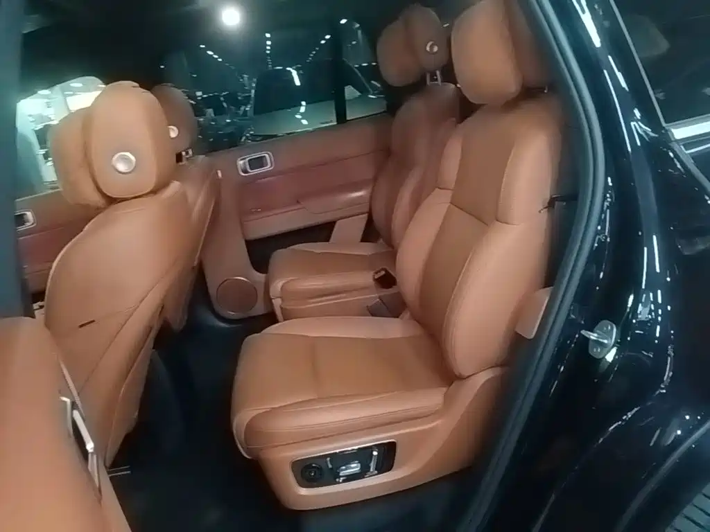 Li Auto Li L9 — миниатюра 17