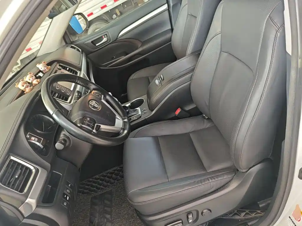 Toyota Highlander — миниатюра 15