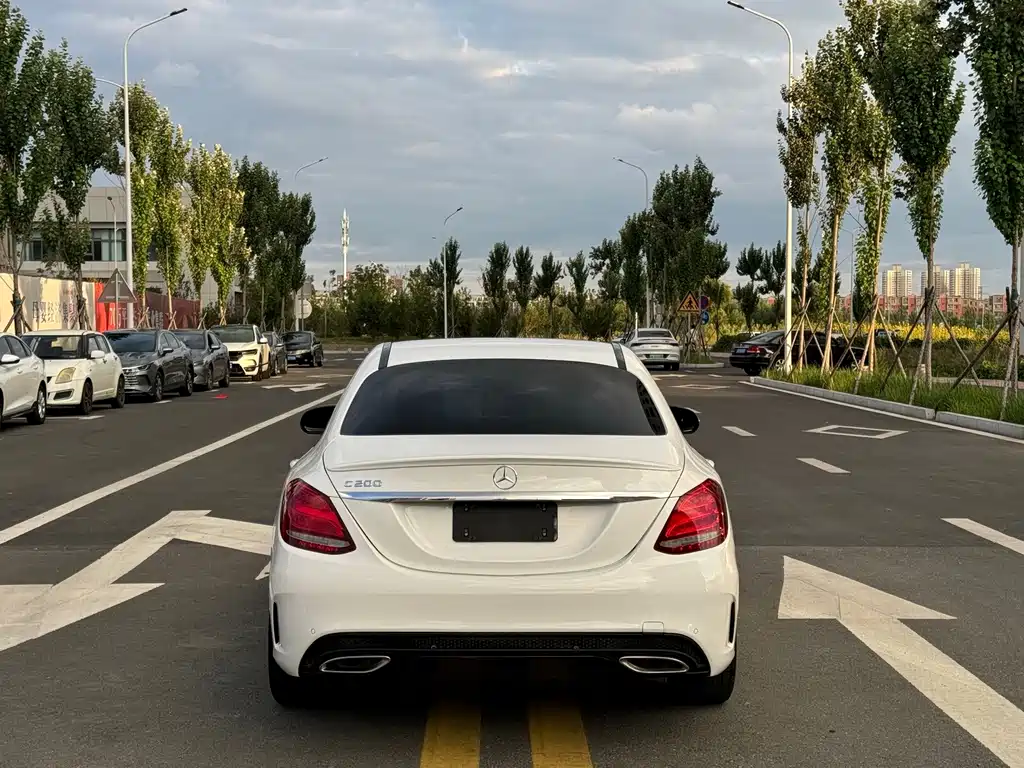 Mercedes-Benz C-Class — миниатюра 8