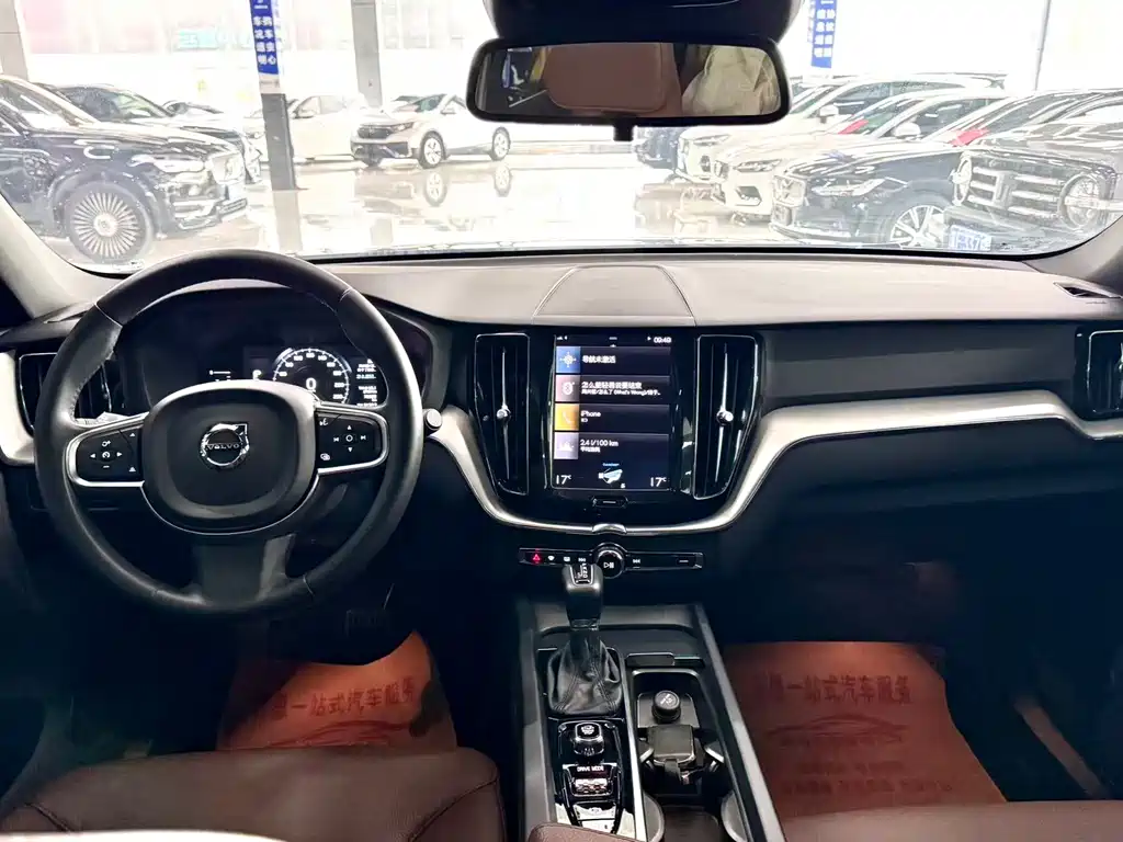 Volvo XC60 2021 T5 Luxury