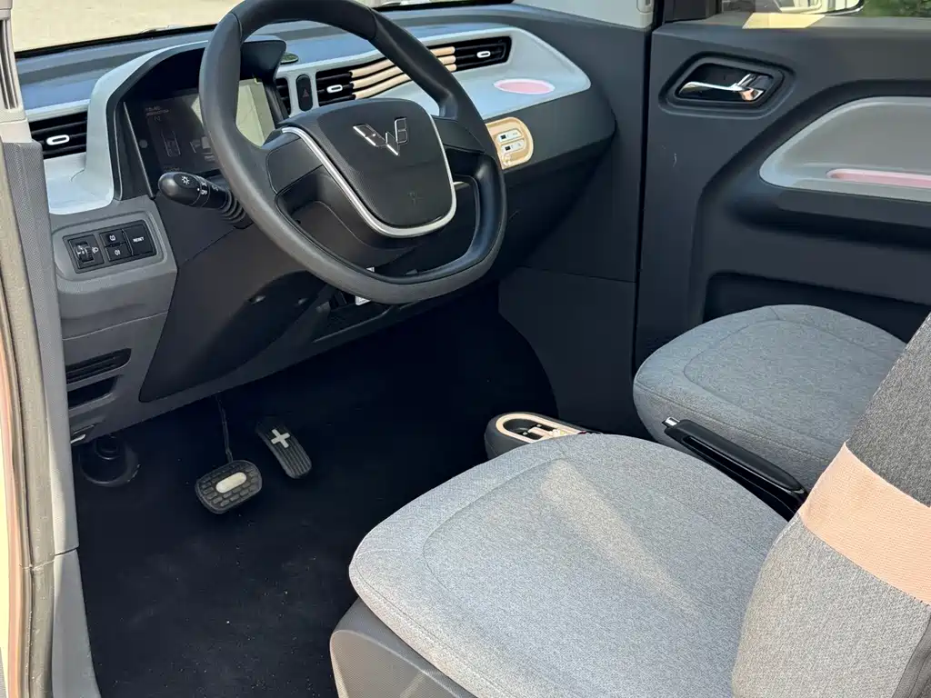 Wuling MINIEV — миниатюра 5