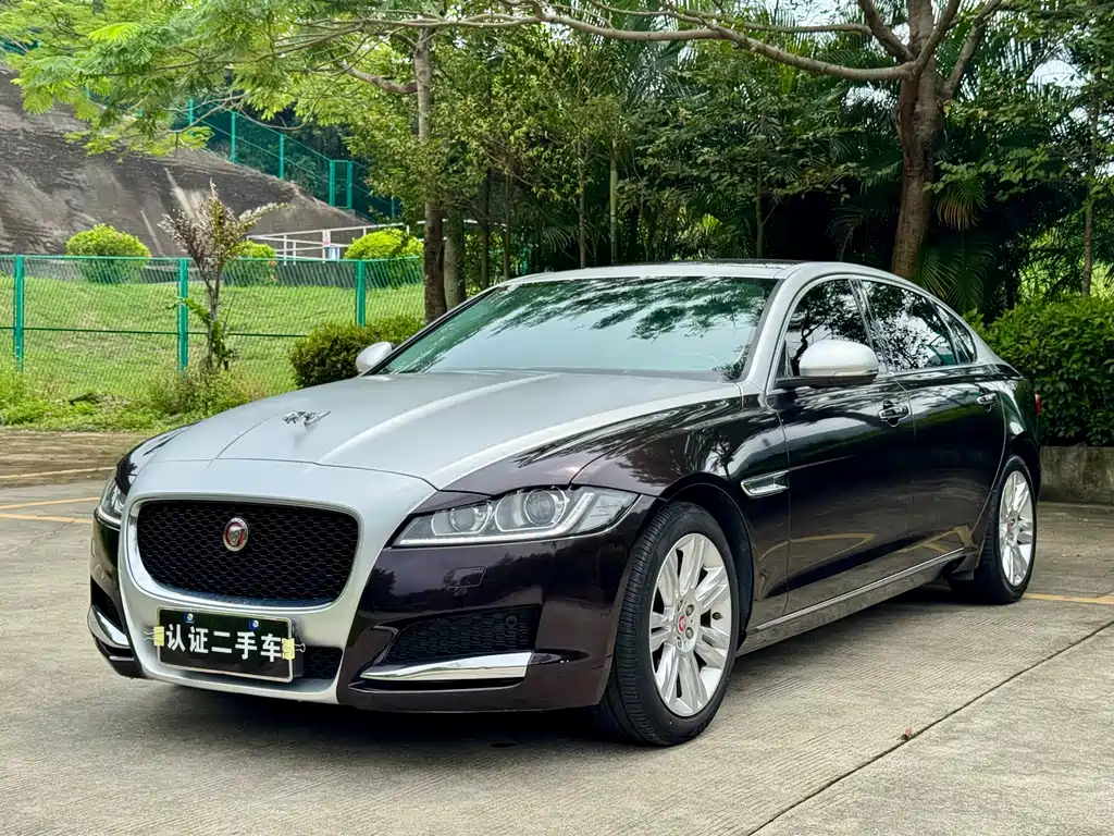 Купить Jaguar XFL