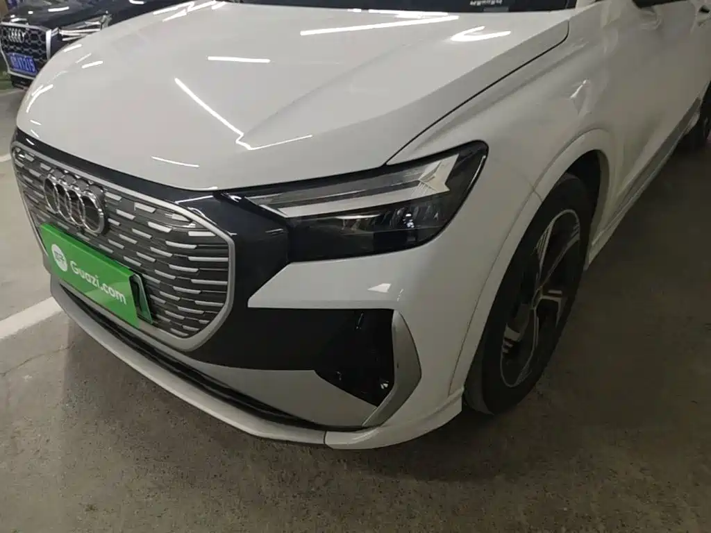Audi Q4 e-tron — миниатюра 24