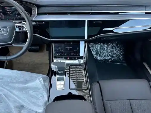 Audi A8 — миниатюра 7