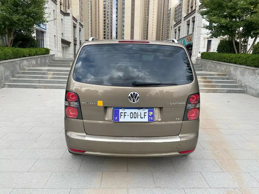Volkswagen Touran — миниатюра 5
