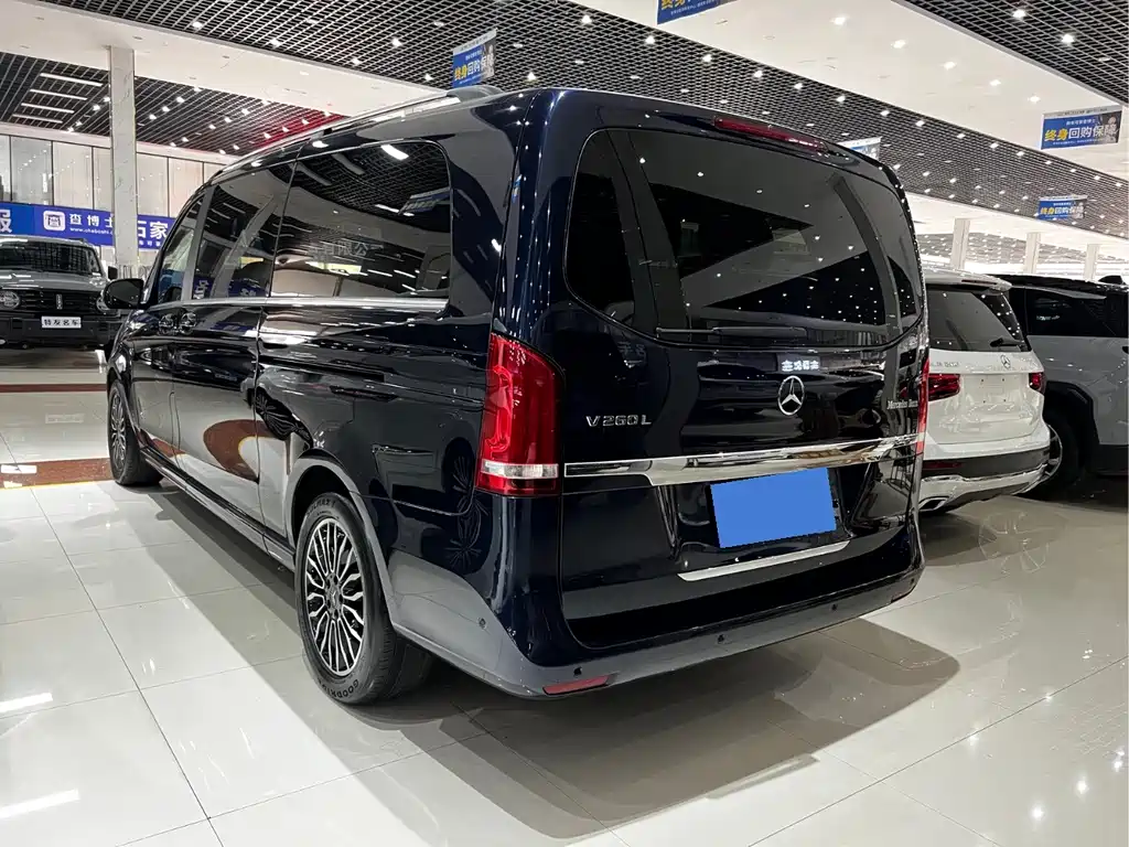 Mercedes-Benz V-Class — миниатюра 9