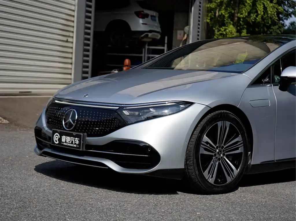 Mercedes-Benz EQS — миниатюра 6