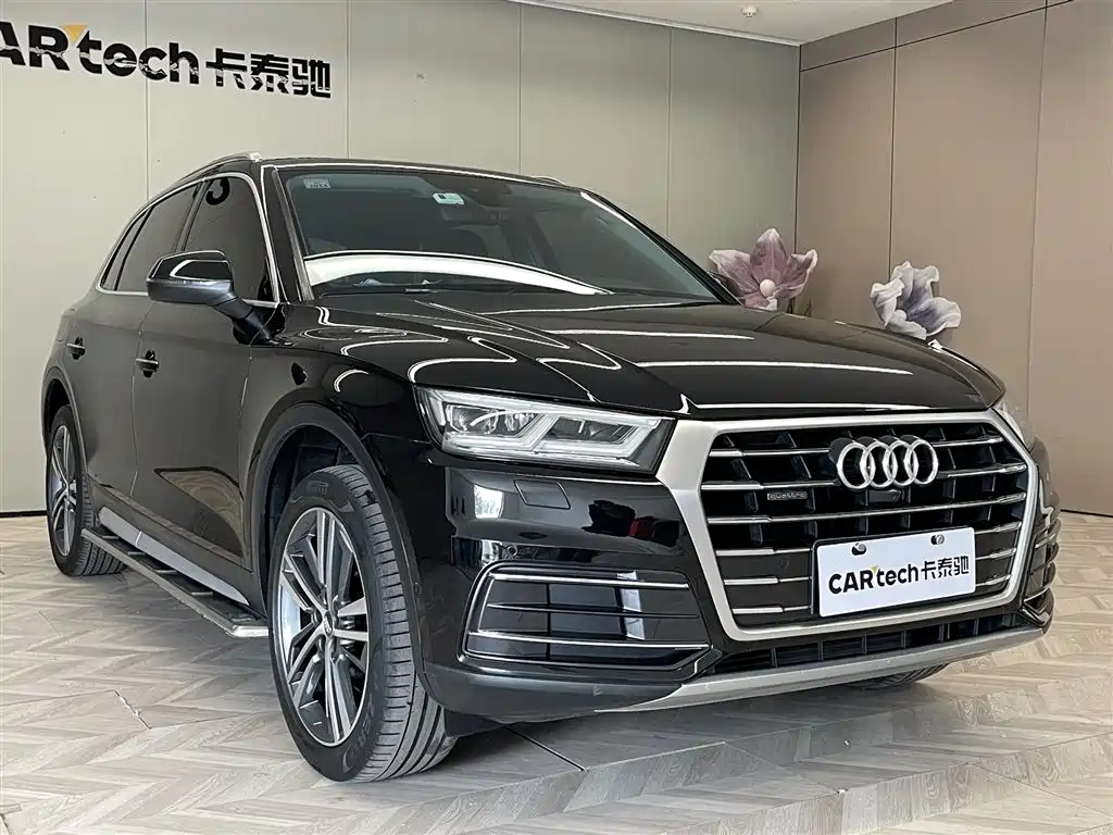 Audi Q5L 2020 45 TFSI Premium