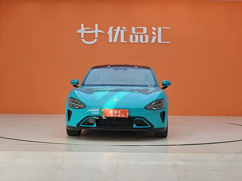 Xiaomi SU7 2024