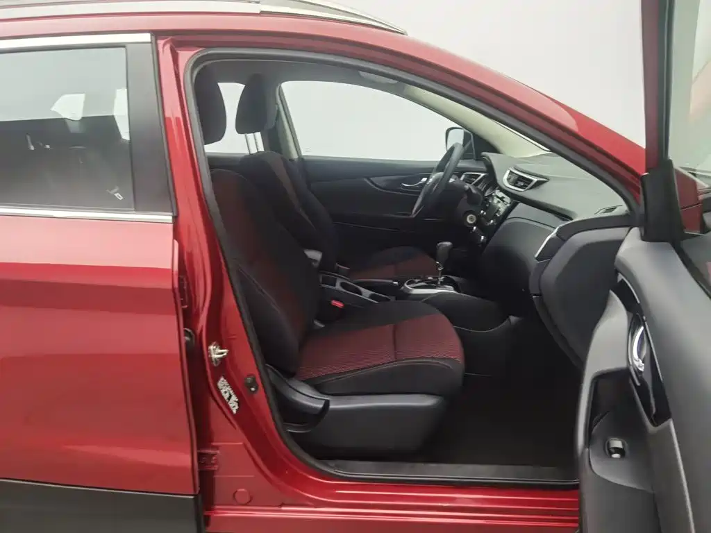 Nissan Qashqai — миниатюра 23
