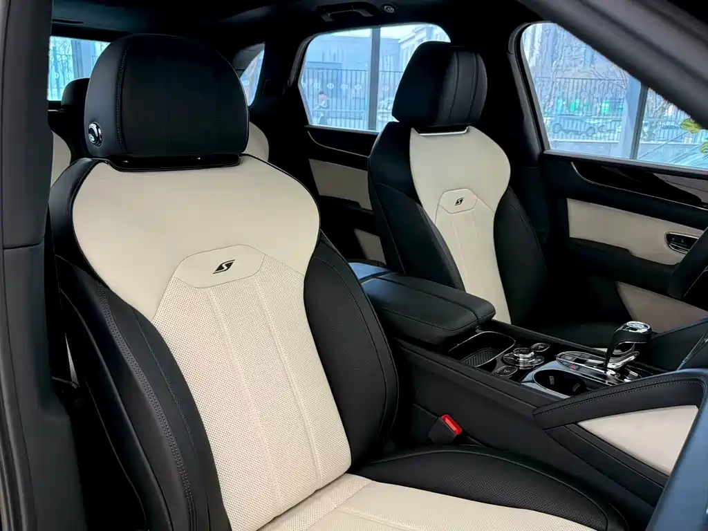 Bentley Bentayga — фотографии объявления, Фото 8