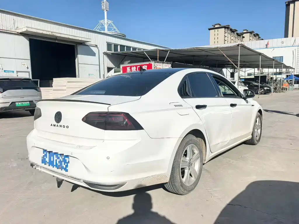 Volkswagen Lamando — миниатюра 4