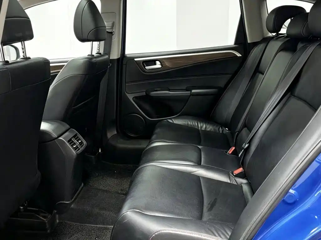 Honda Jade — миниатюра 5