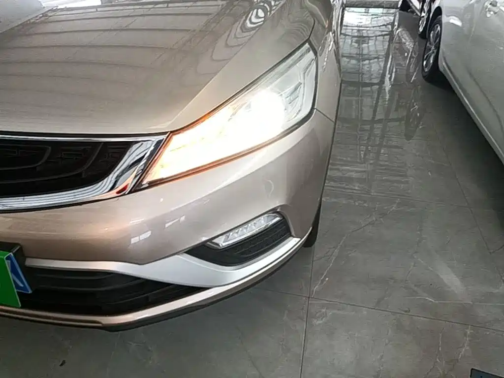 Geely Emgrand GS — миниатюра 24
