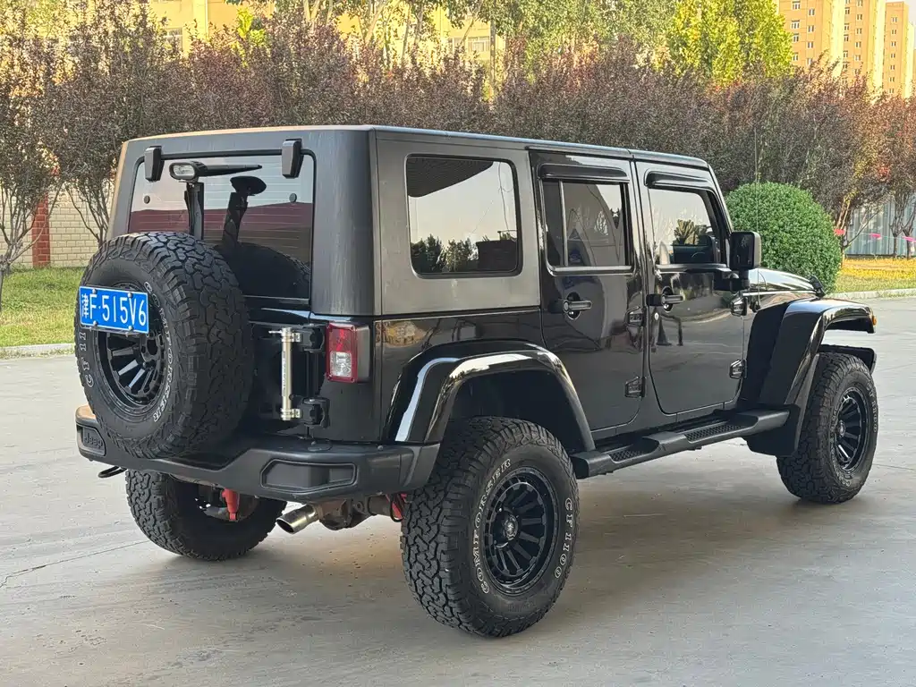 Jeep Wrangler — миниатюра 7
