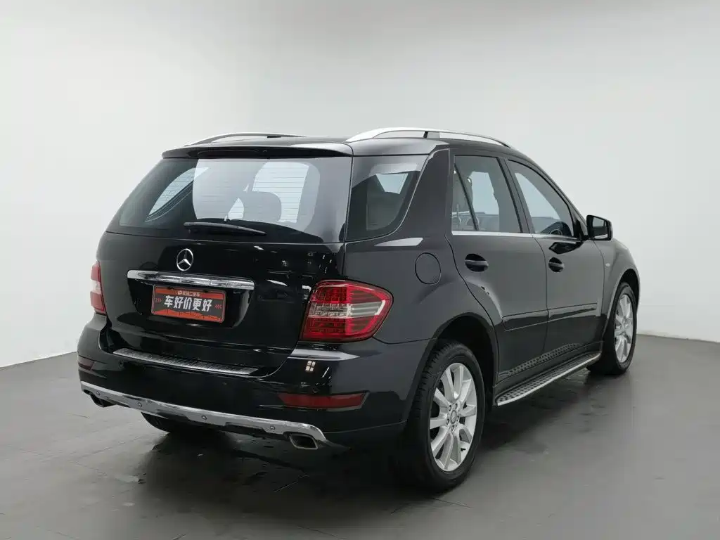 Mercedes-Benz M-Class — миниатюра 2