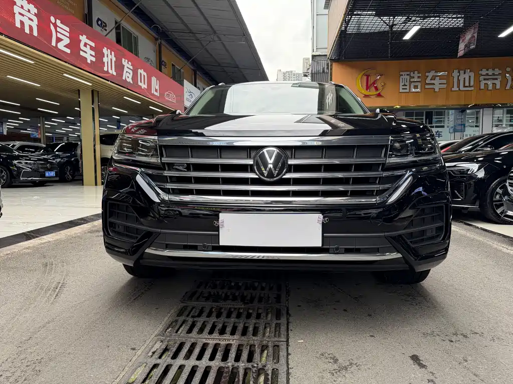 Volkswagen Touareg 2023 2.0TSI