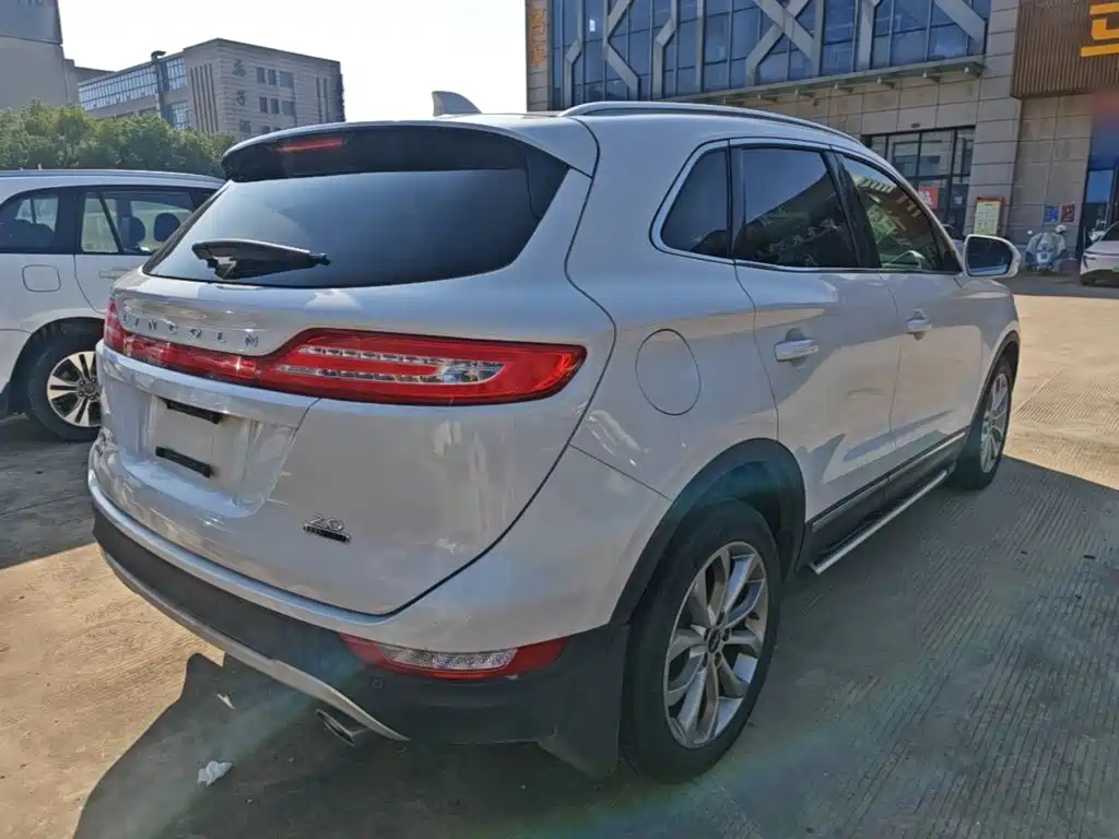 Lincoln MKC — миниатюра 7