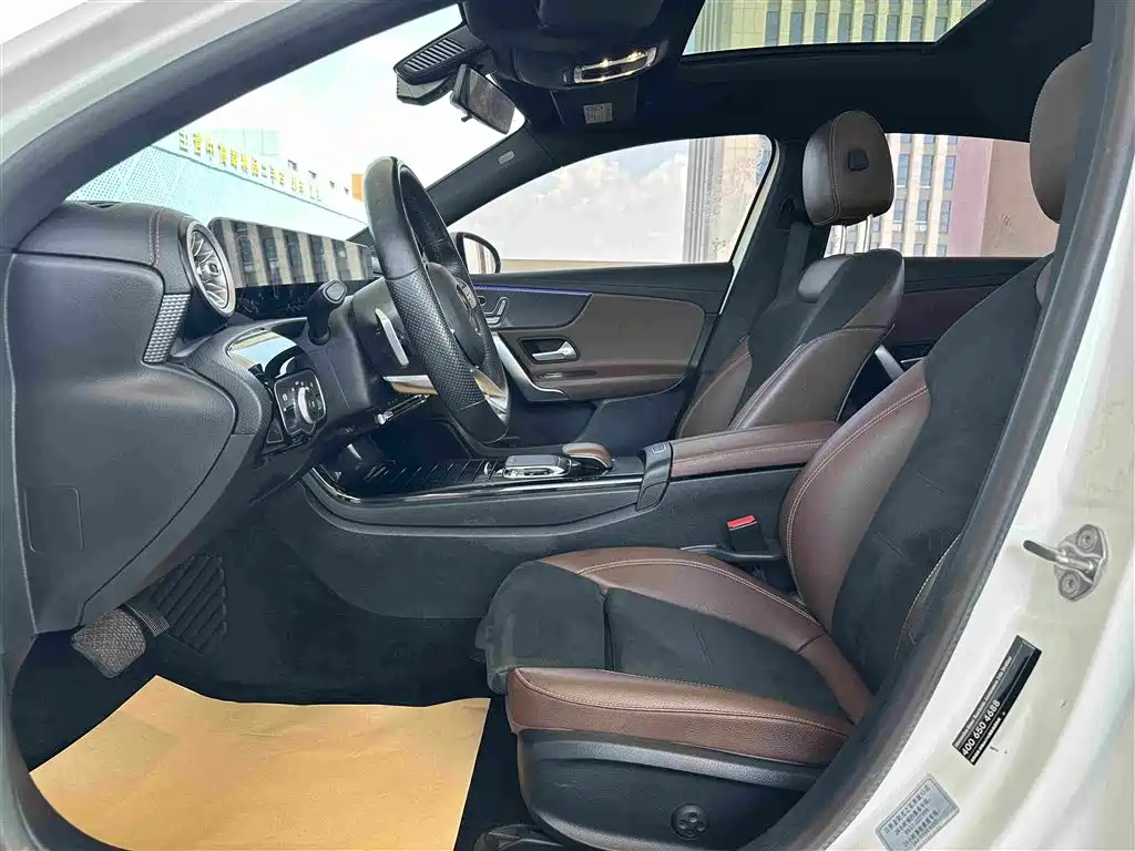 Mercedes-Benz A-Class — миниатюра 6