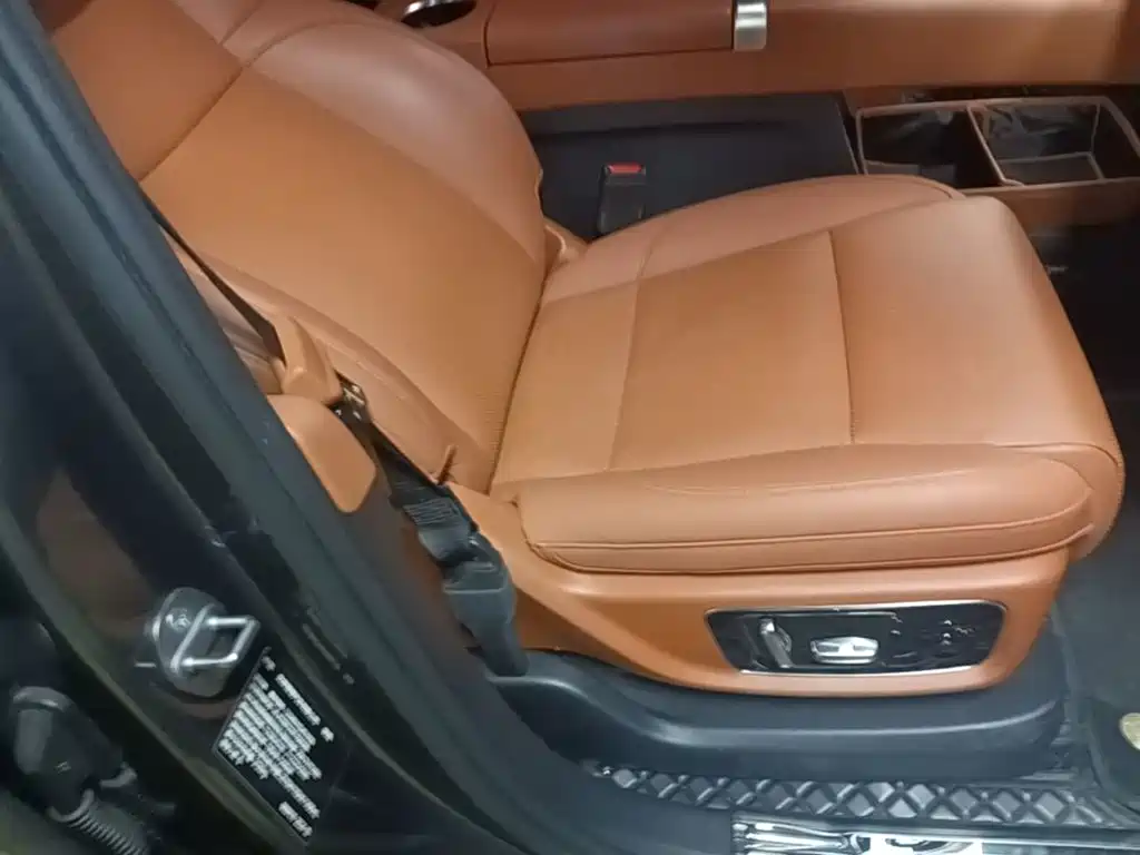 Li Auto Li L8 — миниатюра 25