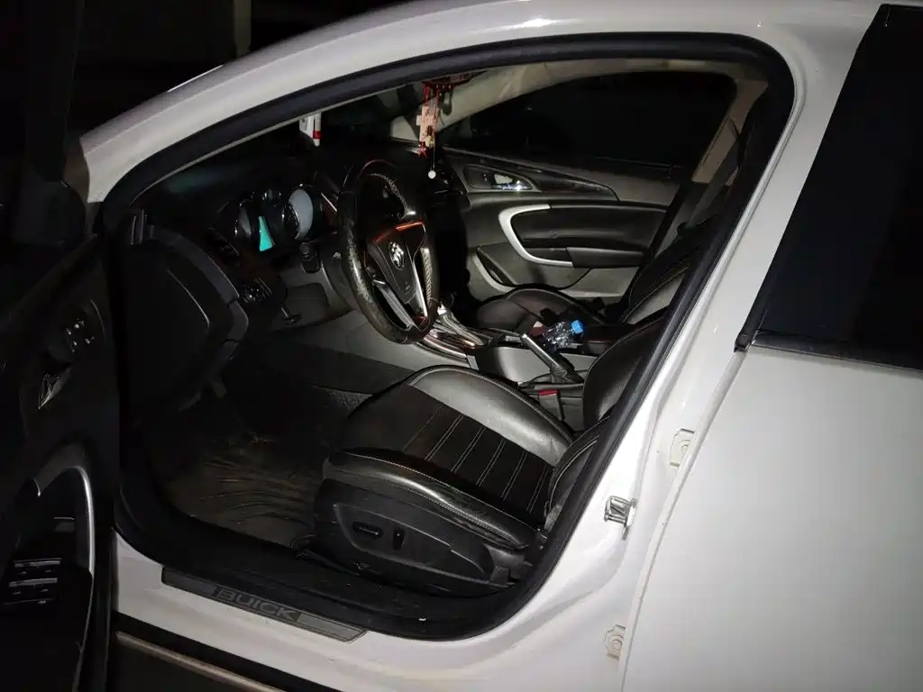 Buick Regal — миниатюра 16