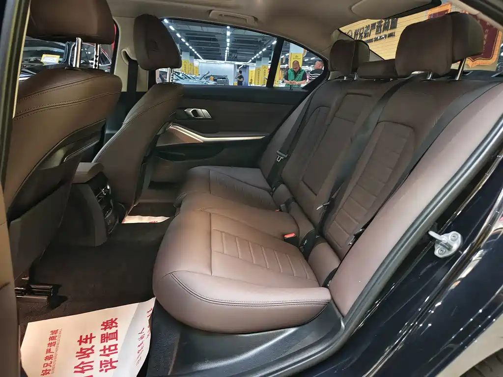 BMW 3 Series — миниатюра 15