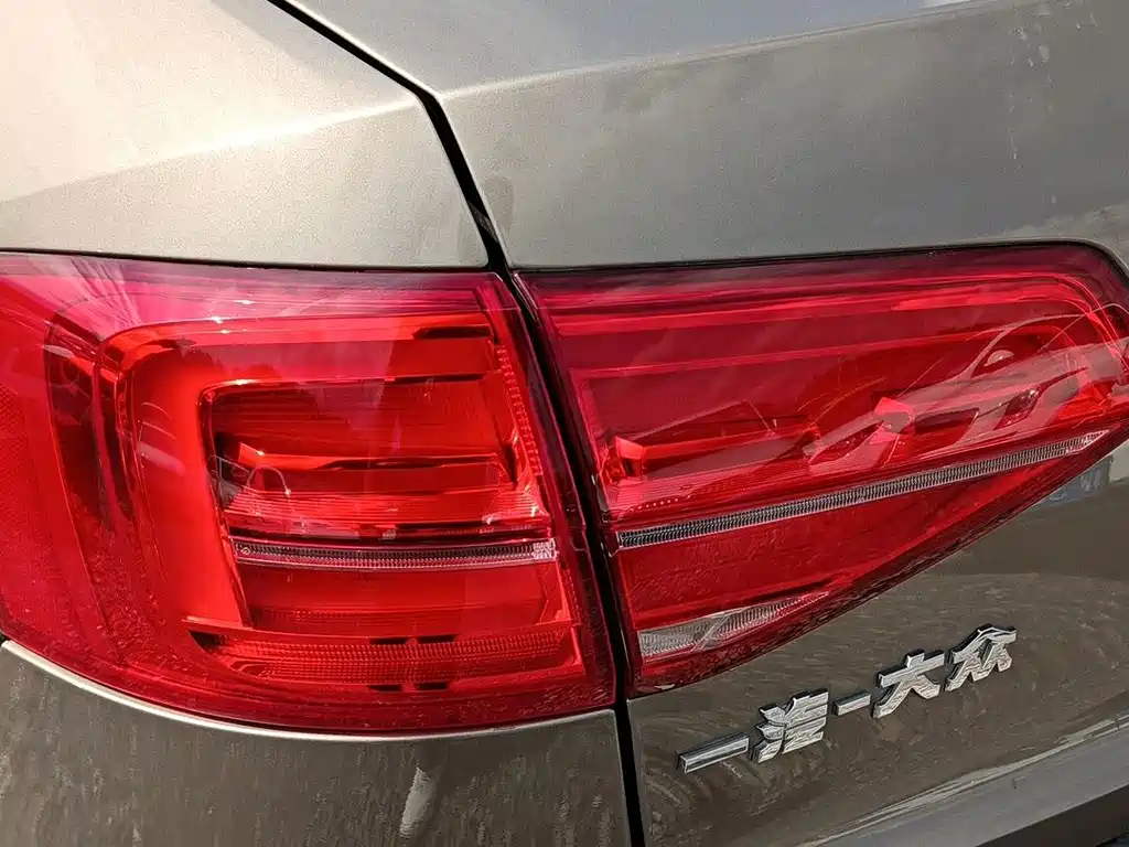 Volkswagen Sagitar — миниатюра 5