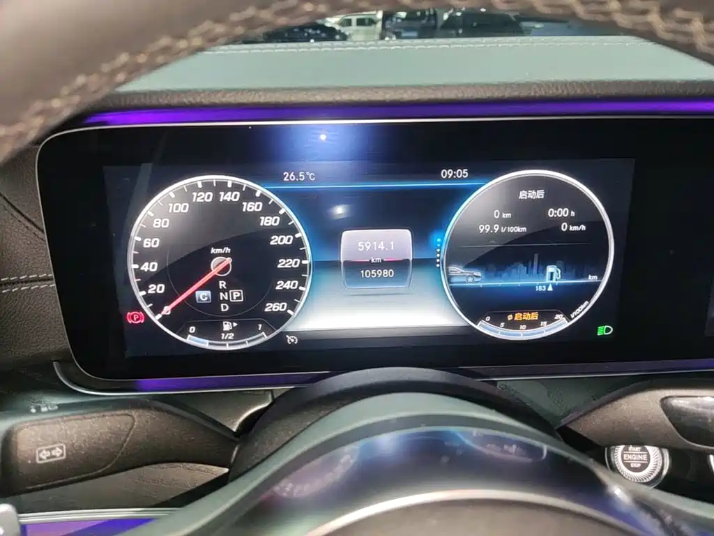 Mercedes-Benz E-Class — миниатюра 12