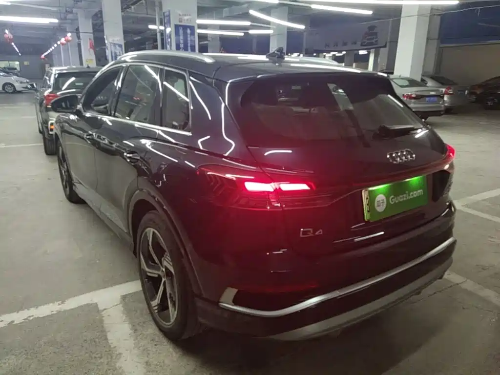 Audi Q4 e-tron — миниатюра 5