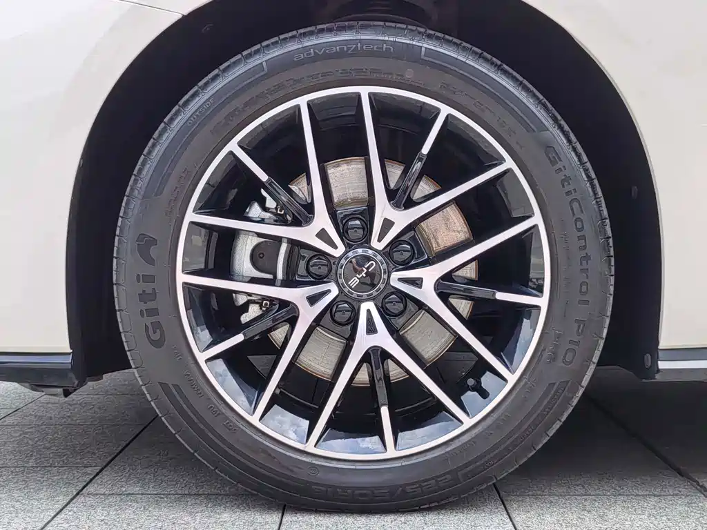 BYD Seal 07 DM-i — миниатюра 8