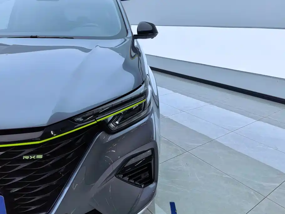 Roewe RX5 — миниатюра 5