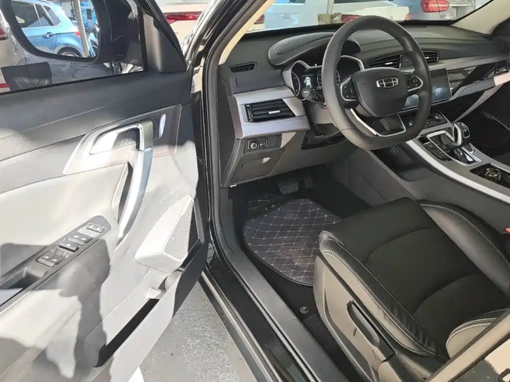Geely Boyue — миниатюра 15
