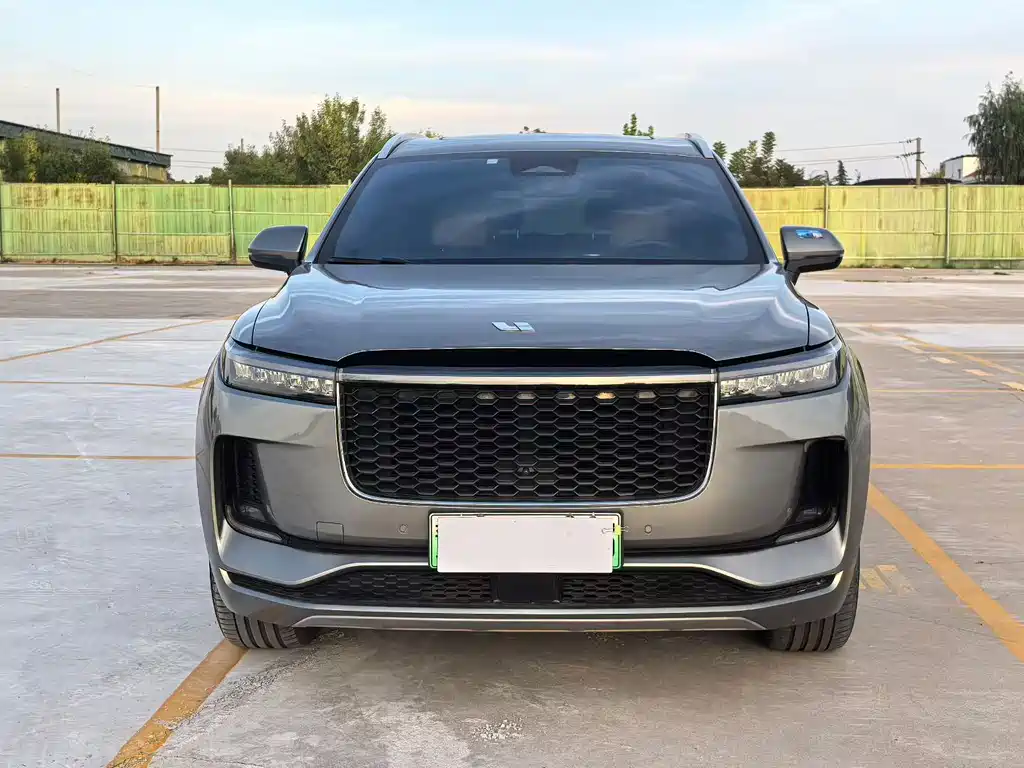 Li Auto Li ONE — миниатюра 2