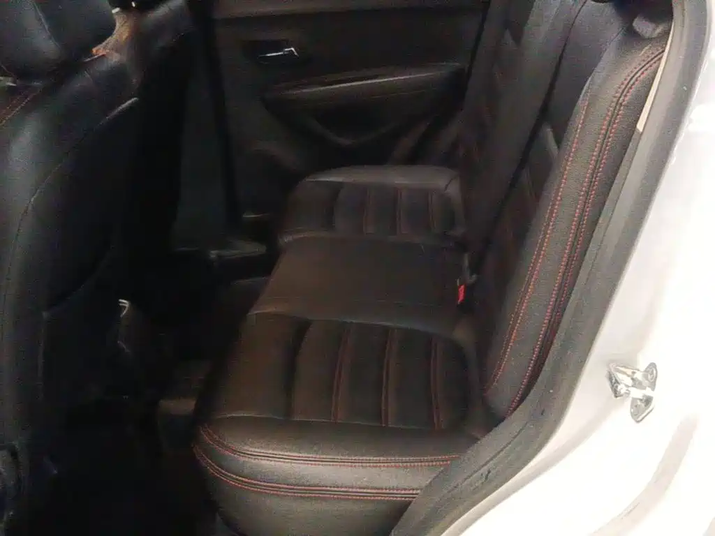 Chevrolet Trax — миниатюра 17