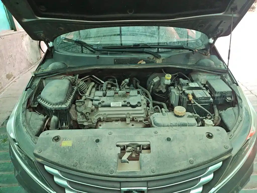 Baojun 310W — миниатюра 16