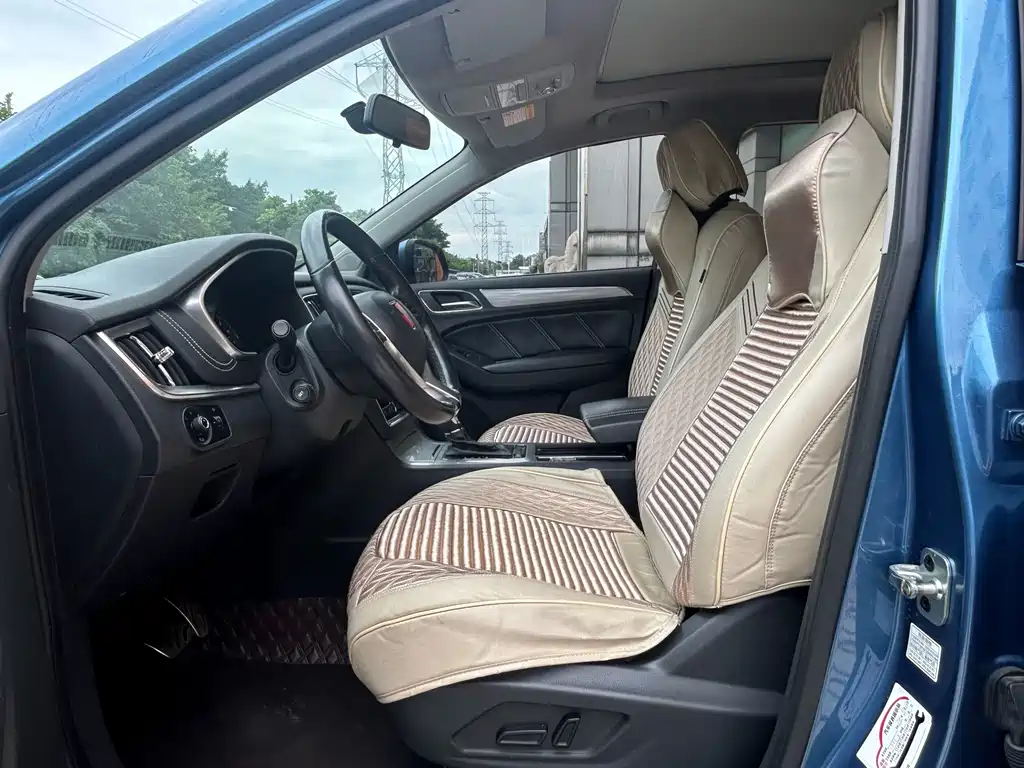 Roewe RX5 — миниатюра 8