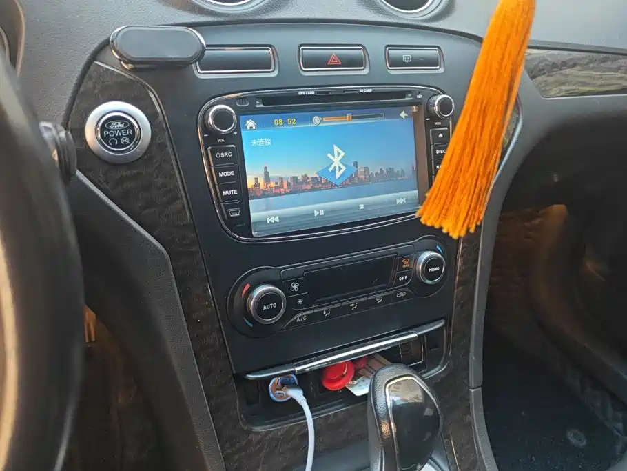 Ford Mondeo — миниатюра 13