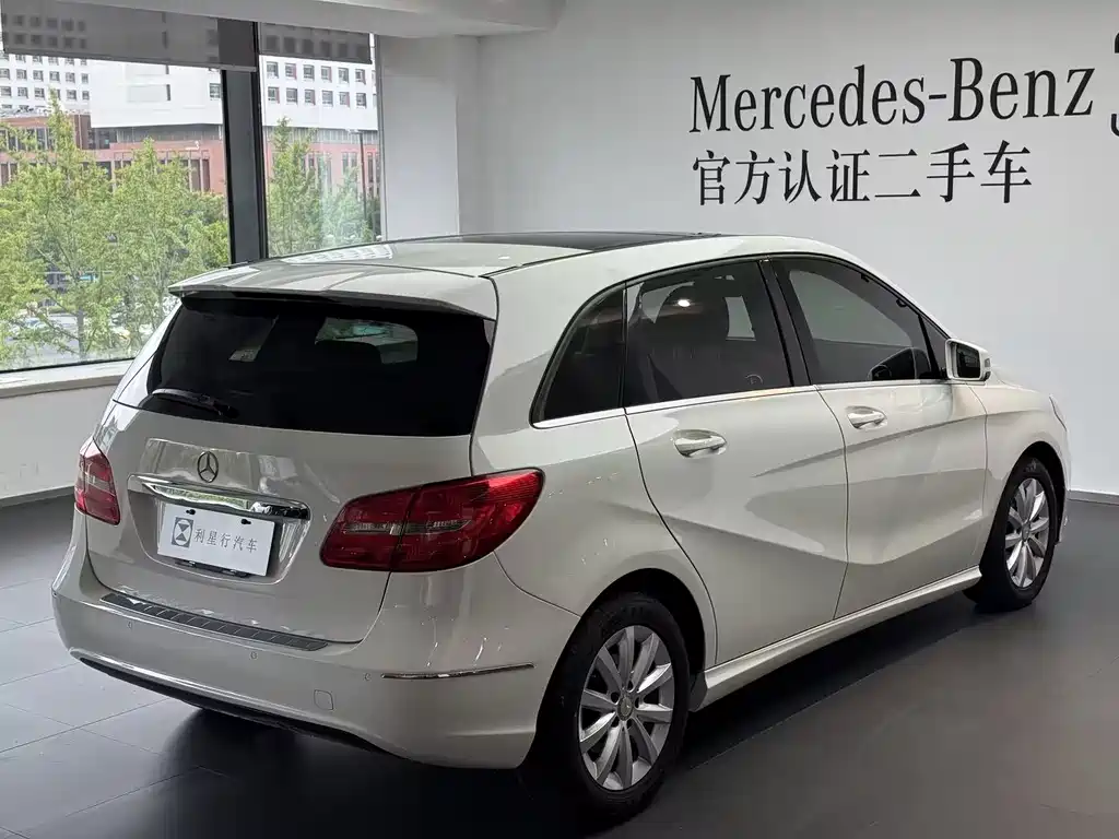 Mercedes-Benz B-Class — миниатюра 18