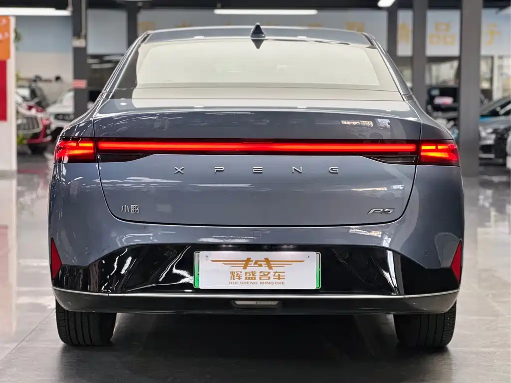 XPeng P5 — миниатюра 3