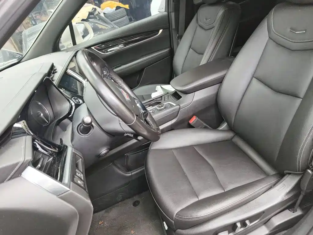 Cadillac XT6 — миниатюра 11