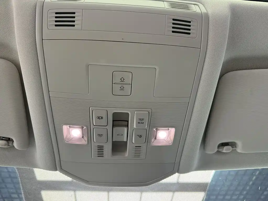 VOLKSWAGEN T ROC EXPLORING SONGS