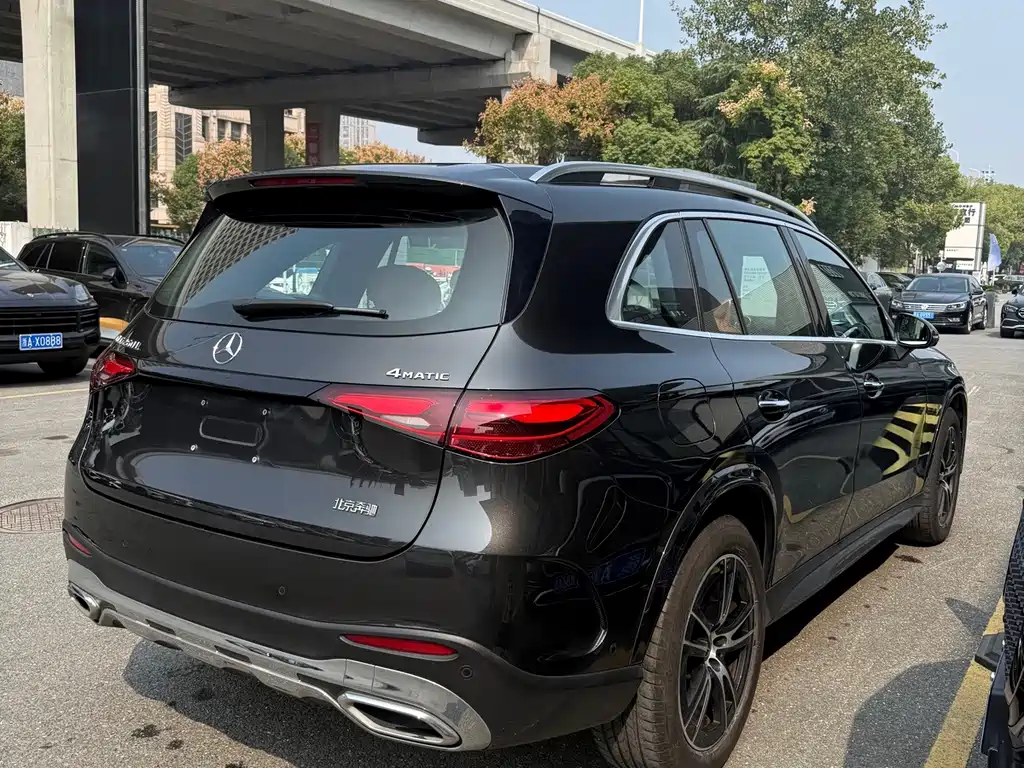 Mercedes-Benz GLC — миниатюра 8