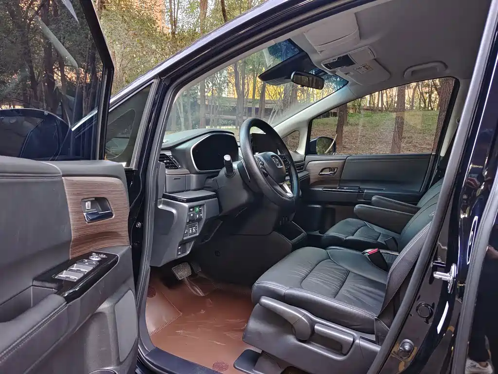 Honda Odyssey — миниатюра 9