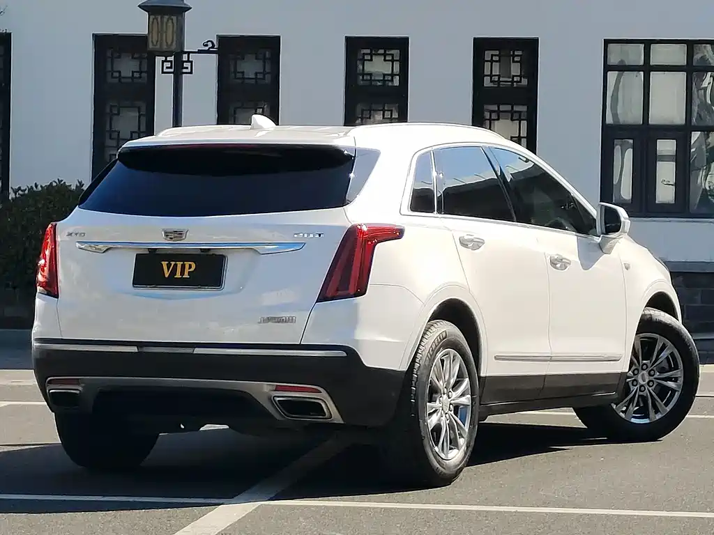 Cadillac XT5 — миниатюра 3