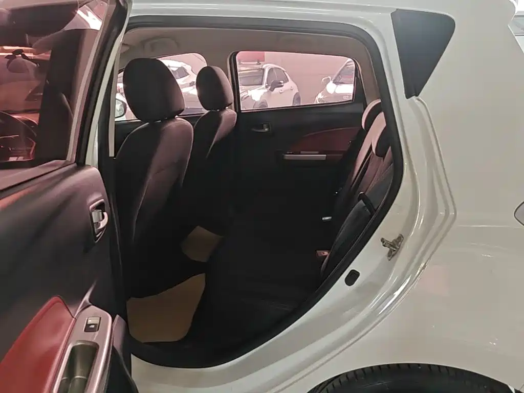 Changan BenBen — миниатюра 17