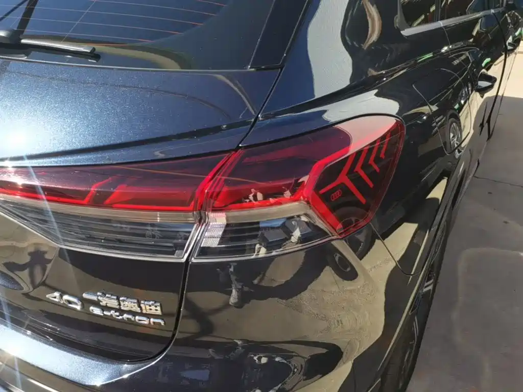 Audi Q4 e-tron — миниатюра 8