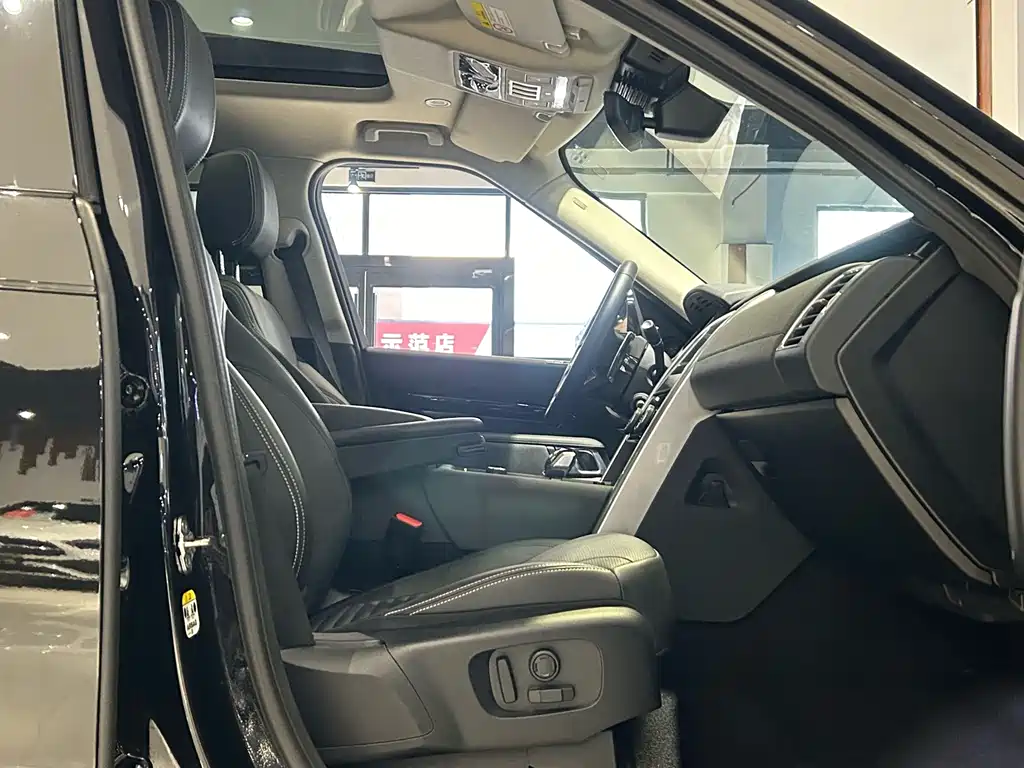 Land Rover Discovery — миниатюра 25